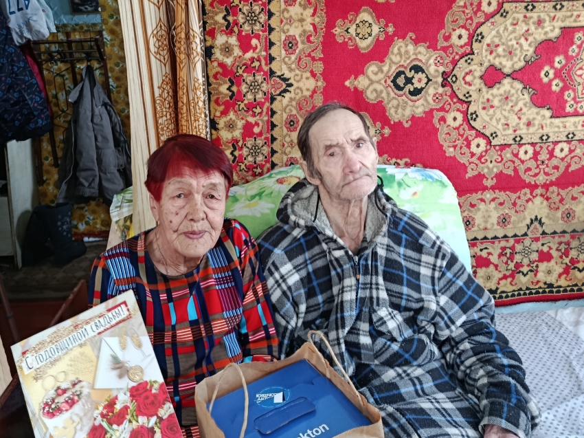 Уроки семейной гармонии: 55 лет совместной жизни отметили супруги из села Ундино-Поселье Забайкальского края